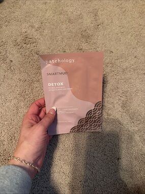 Patchology SmartMud Detox Mud Mask - Pink